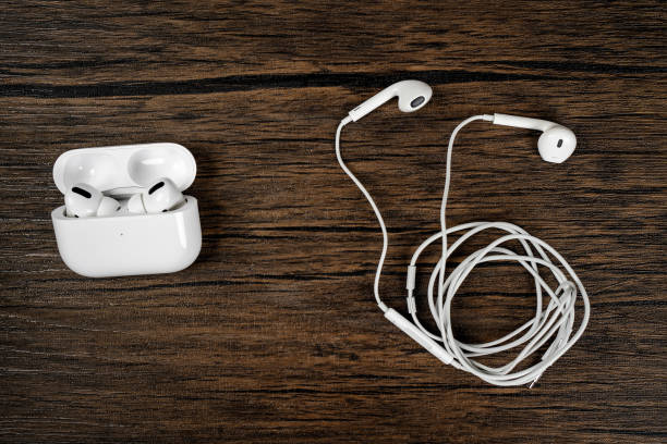 Why Wireless Earbuds